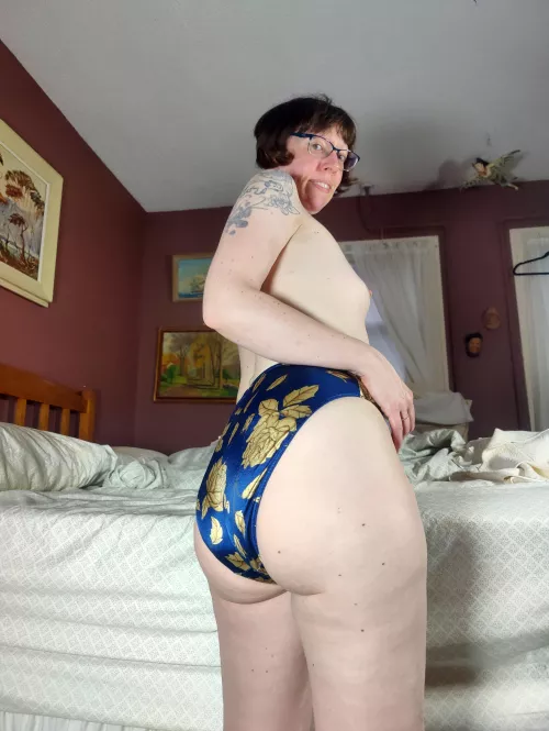 I think the panties I chose today are beautiful by northeast_fit