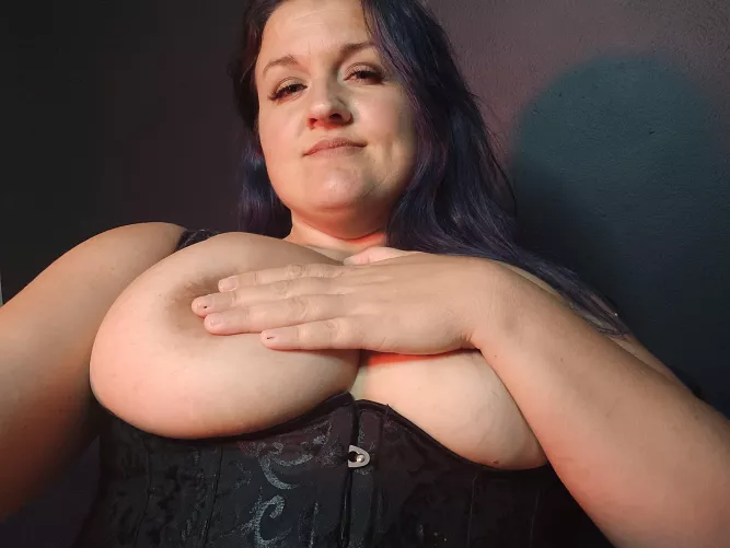 If I was looking at you like this what do you think i want  by alicemonroestudio