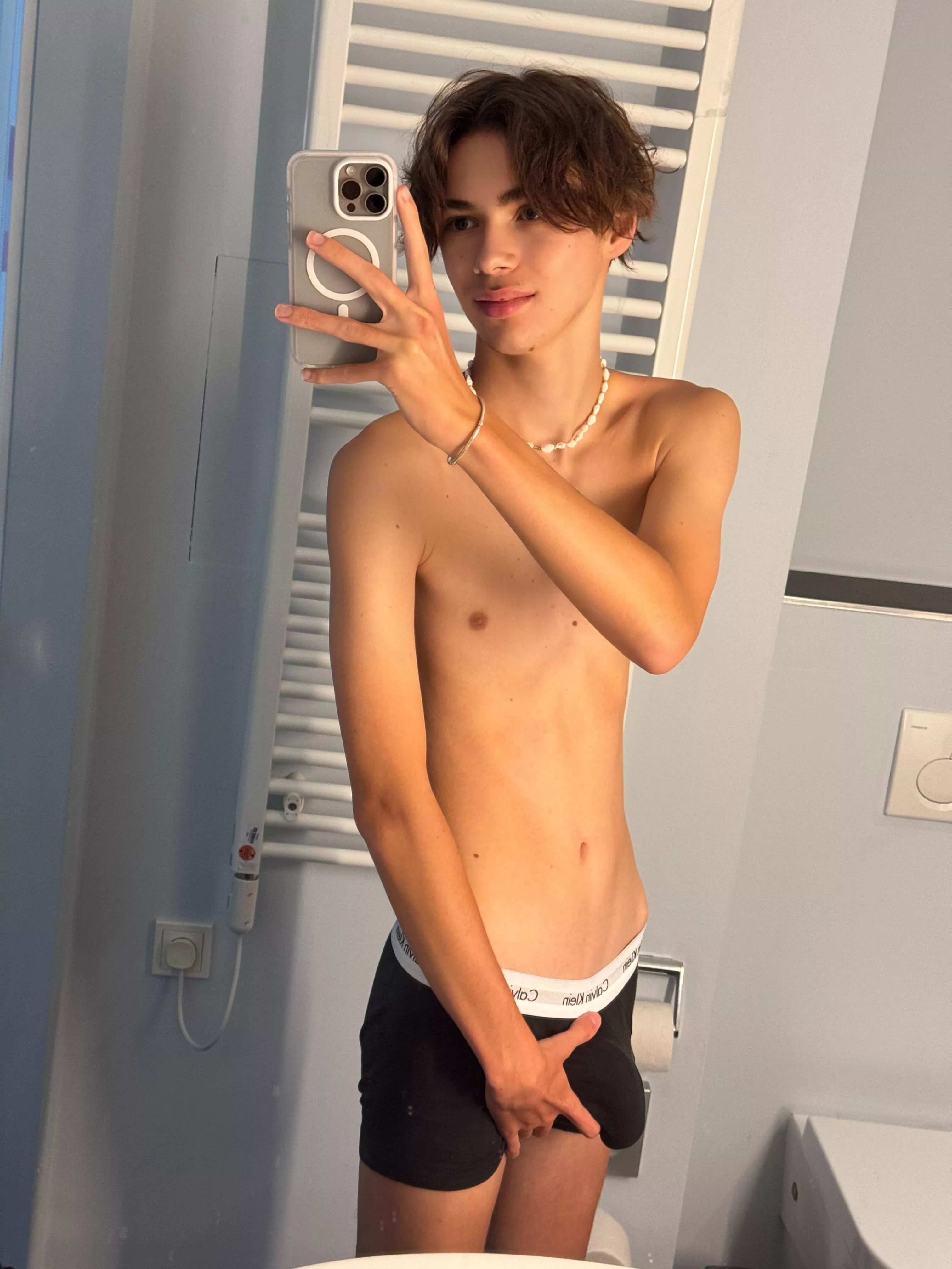 i'm a femboy do you like? (19yo) posted by SpicySisterxo_