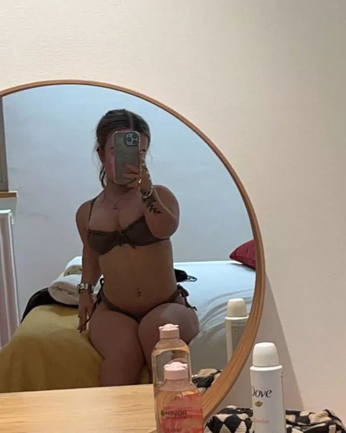 Just petite and tight posted by LuminousLeopardk