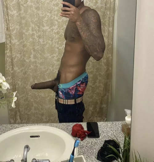 Open up that mouth  by bigandheavy000