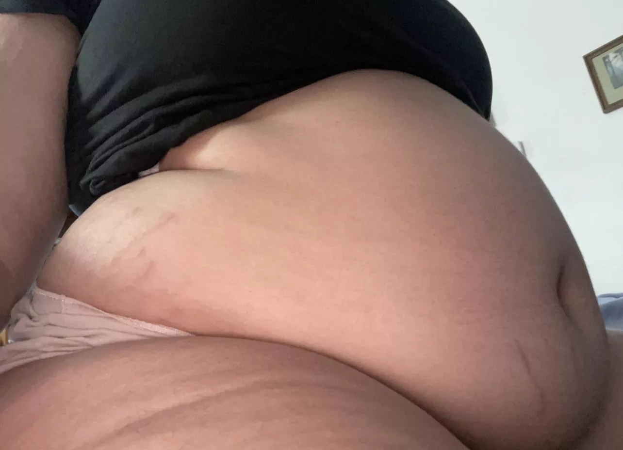 Plump Princess posted by Humble-Ad-6620