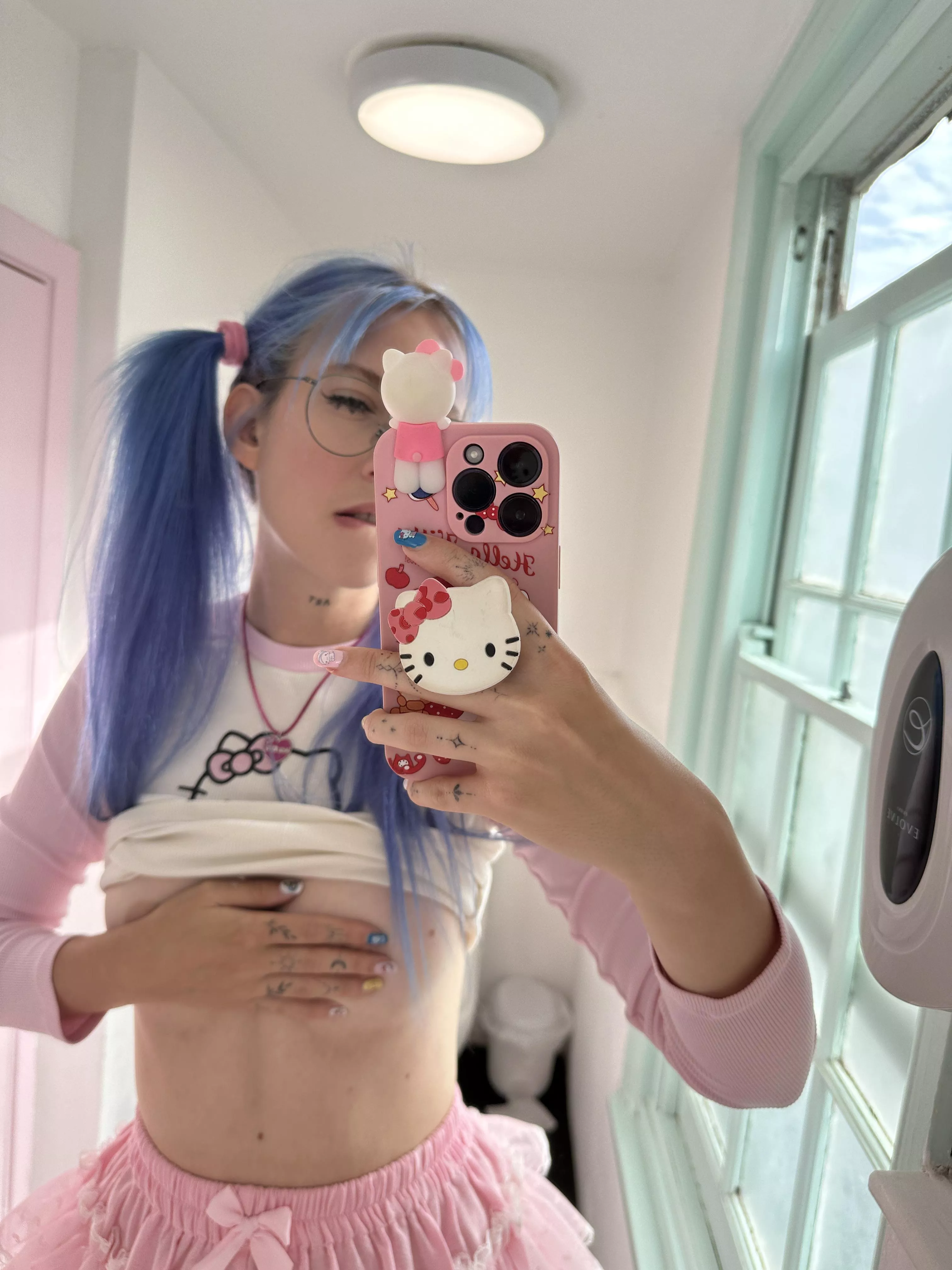 Say hi if you’re into British naughty girls posted by RileyBi69