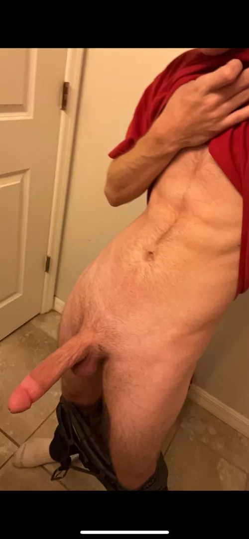 Whats the first word you think of by Ill_Football_7783