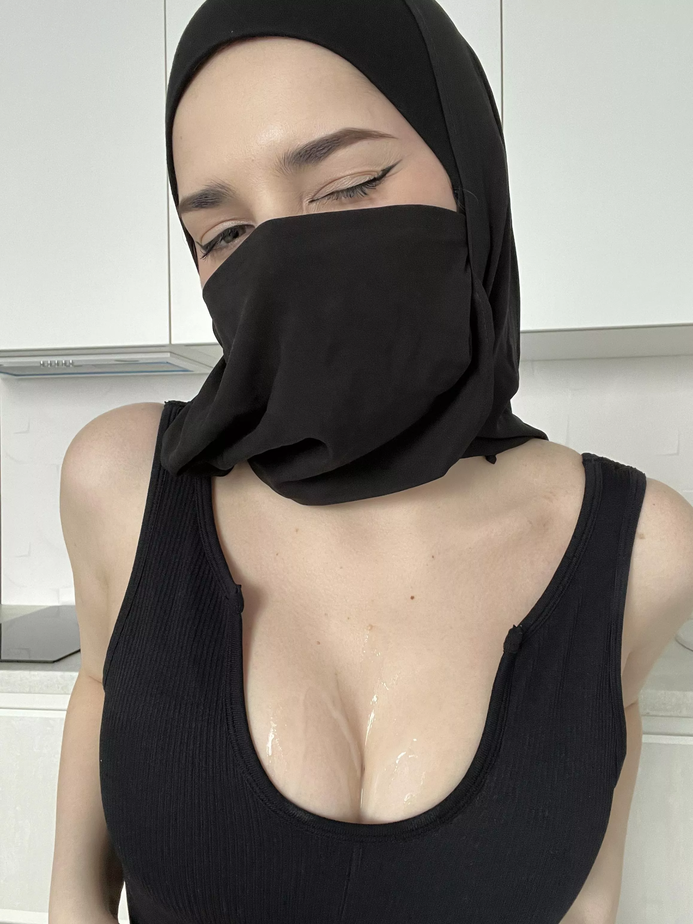 All the passersby were watching my boobs posted by Lara_xoe