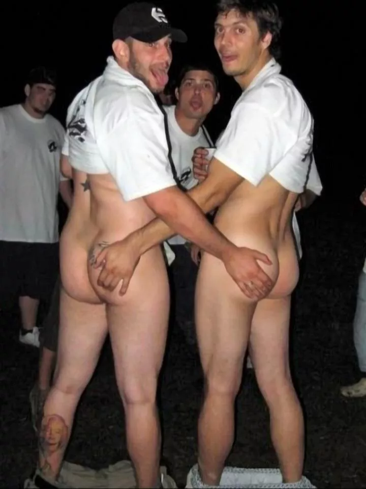 Cheek grabbing posted by Primal_Mantis