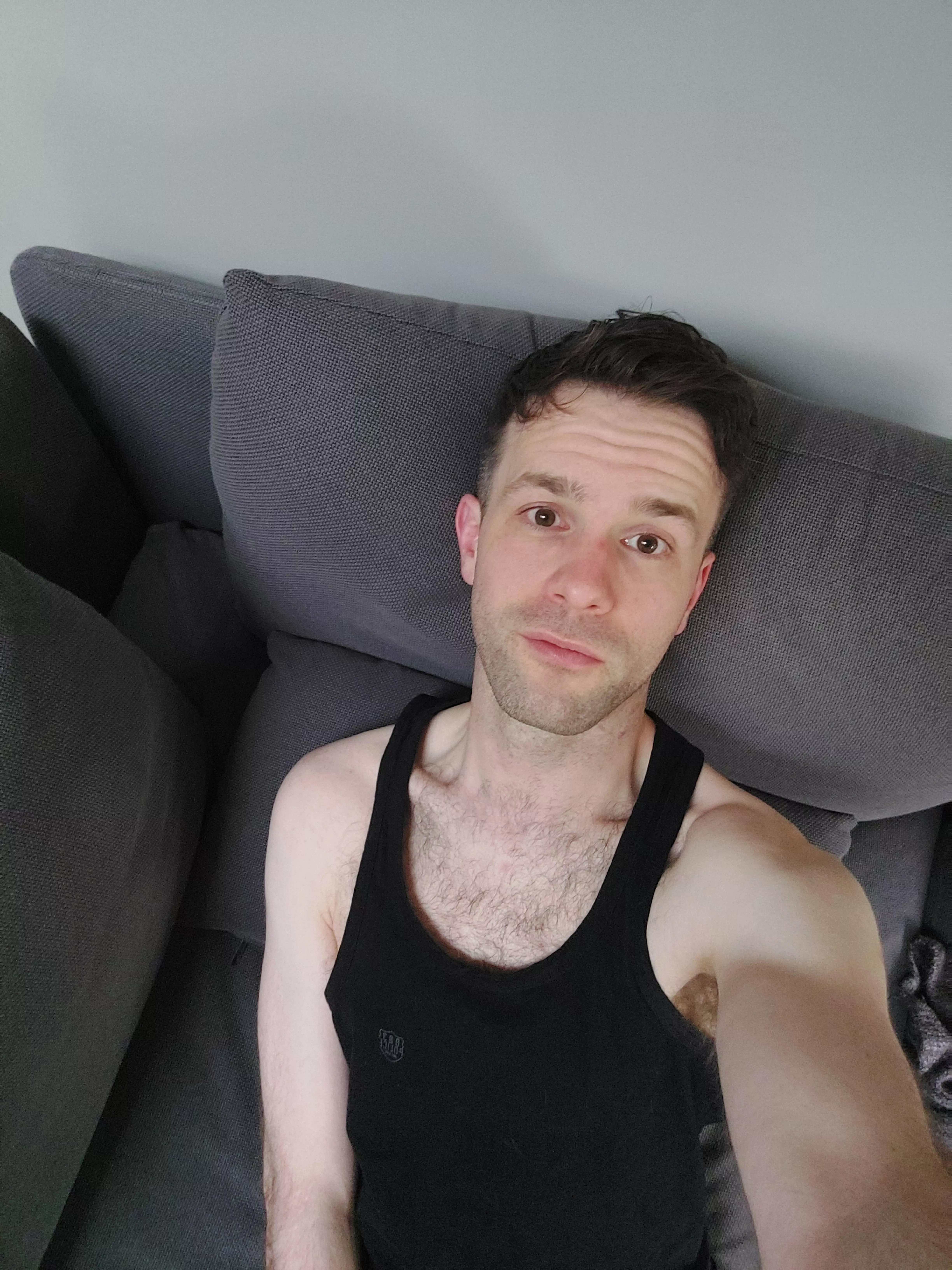 Chilled night in, message if you wanna chat :) posted by ZB_Bass