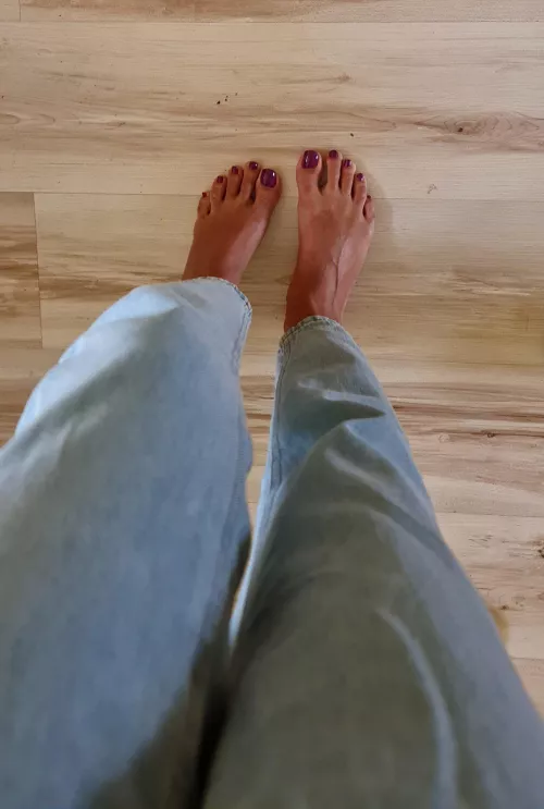 Do you like mature feet(f41) by catsweethot