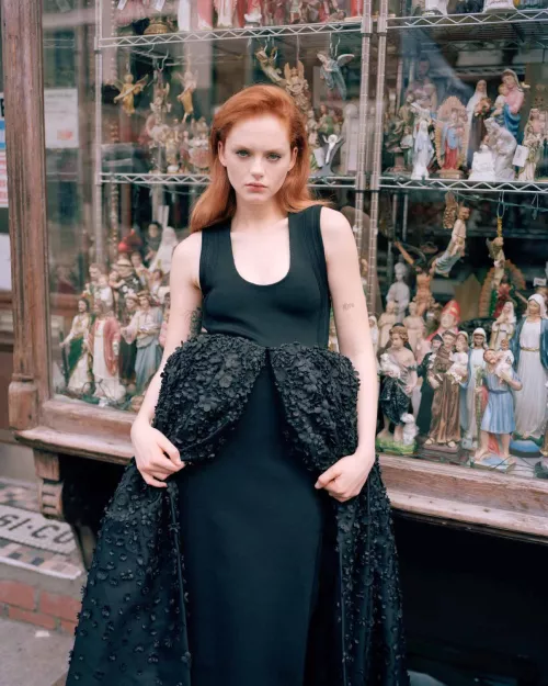 Emma Laird by Will19-09