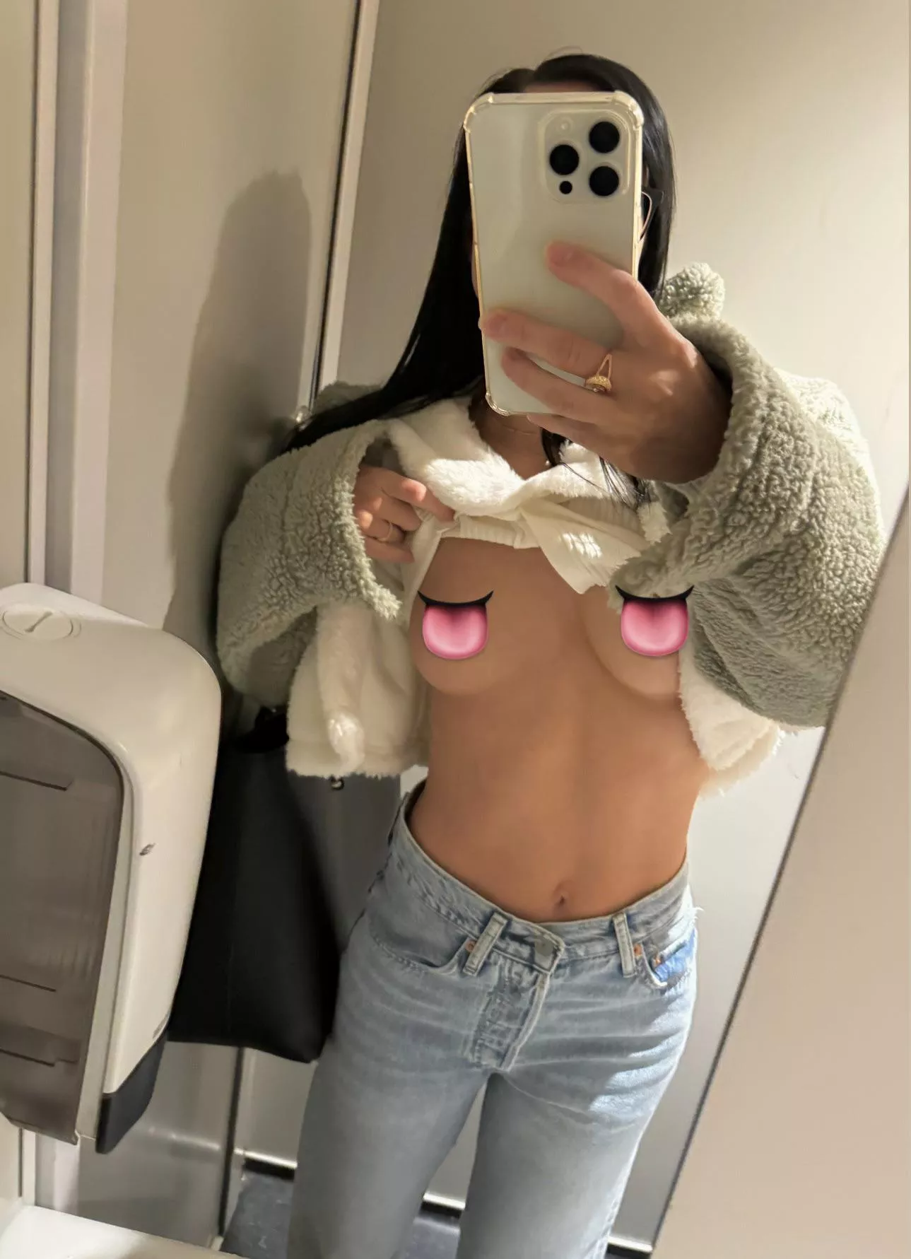 Hej Stockholm 👋🏻👑 posted by missgoddess100