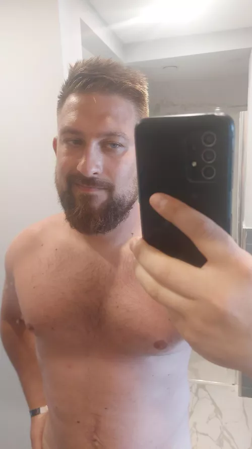 Holiday glow. by UkBiLad87