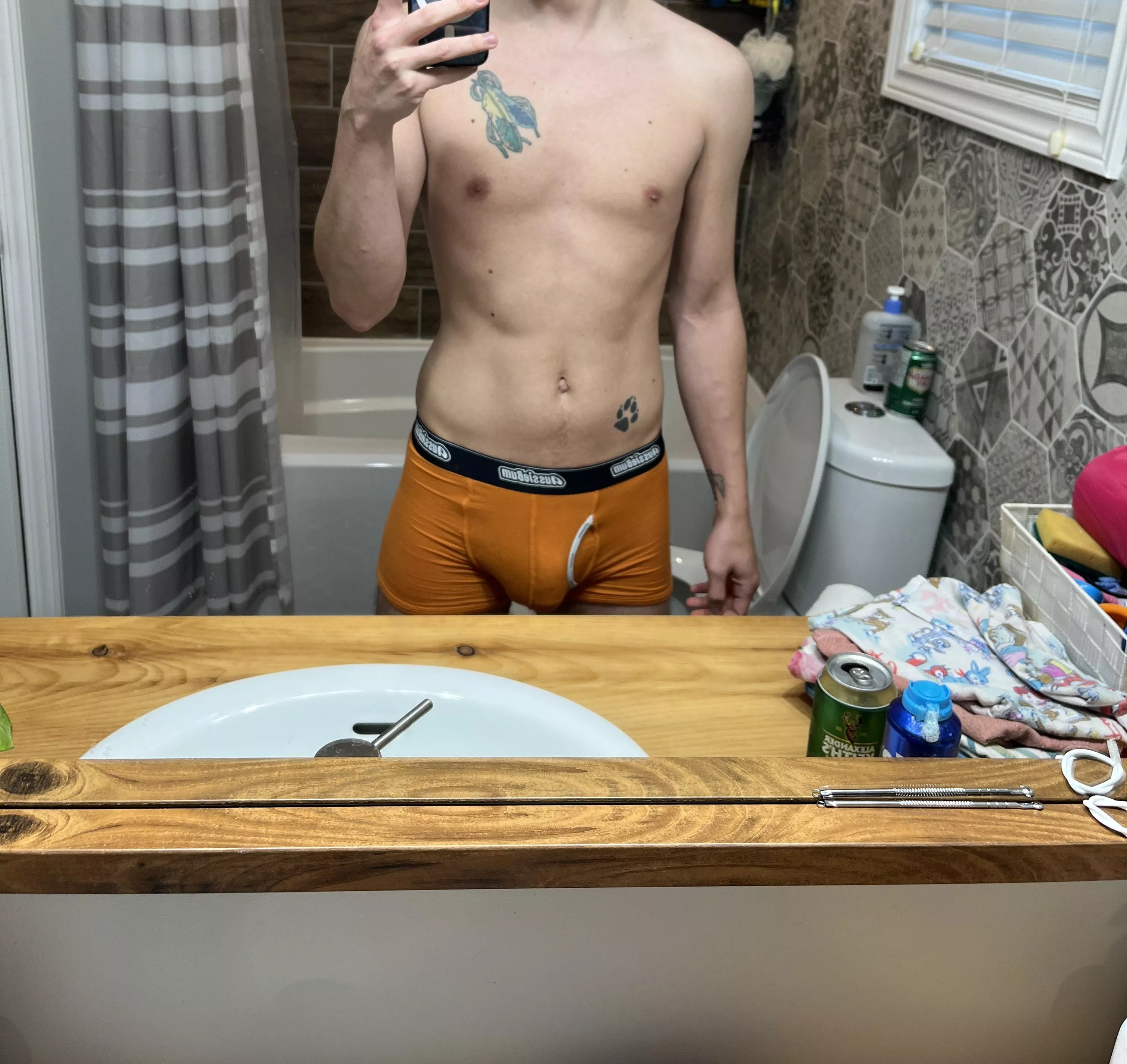 I think the orange is looking pretty good on me!  posted by AmongaSeaofStars