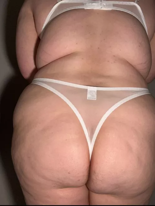 I wanna sit on your lap 🫦 by Fast_Imagination_123