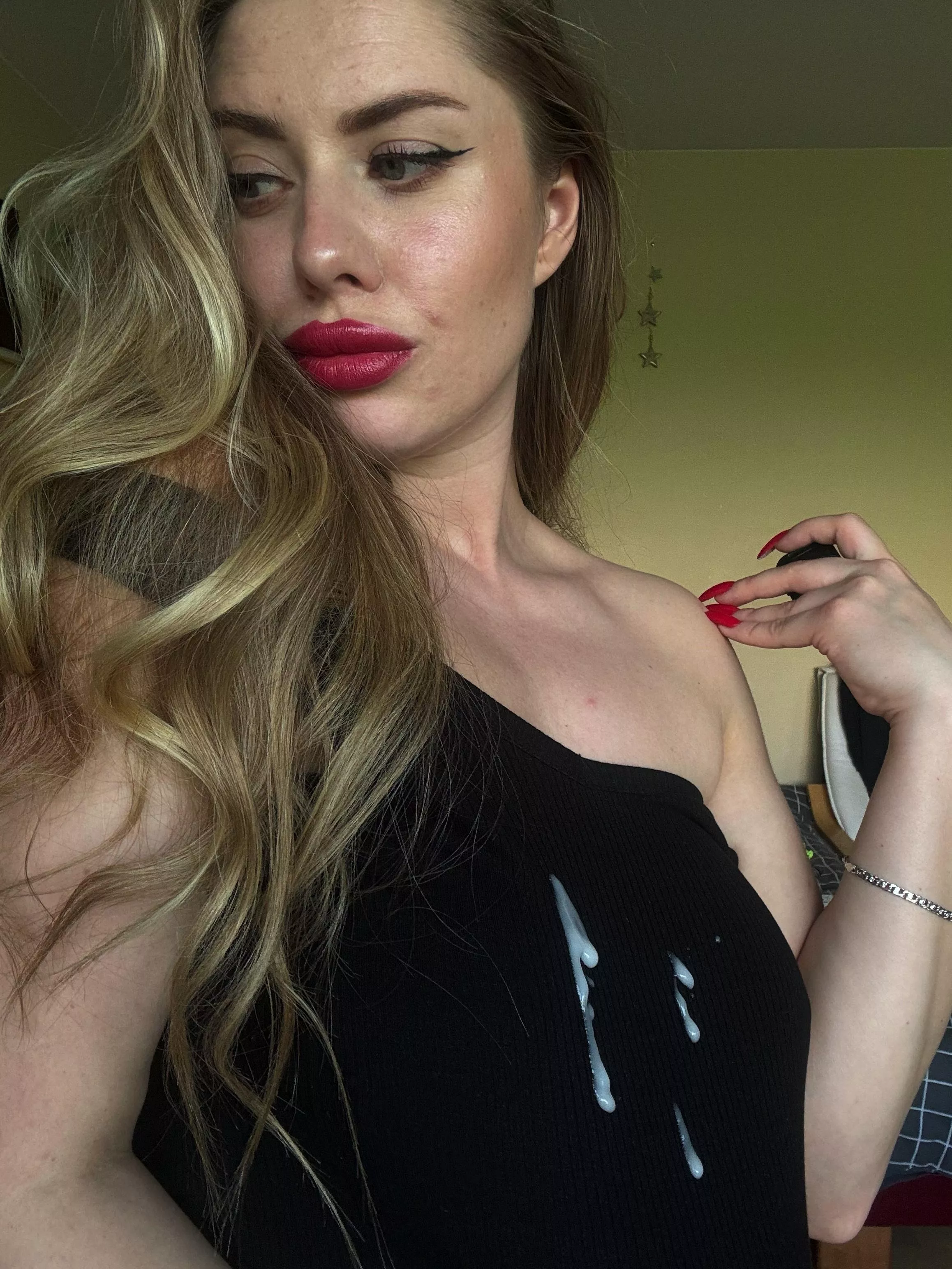 I'd like you to leave a mark on my clothes. posted by ReinhartBaby