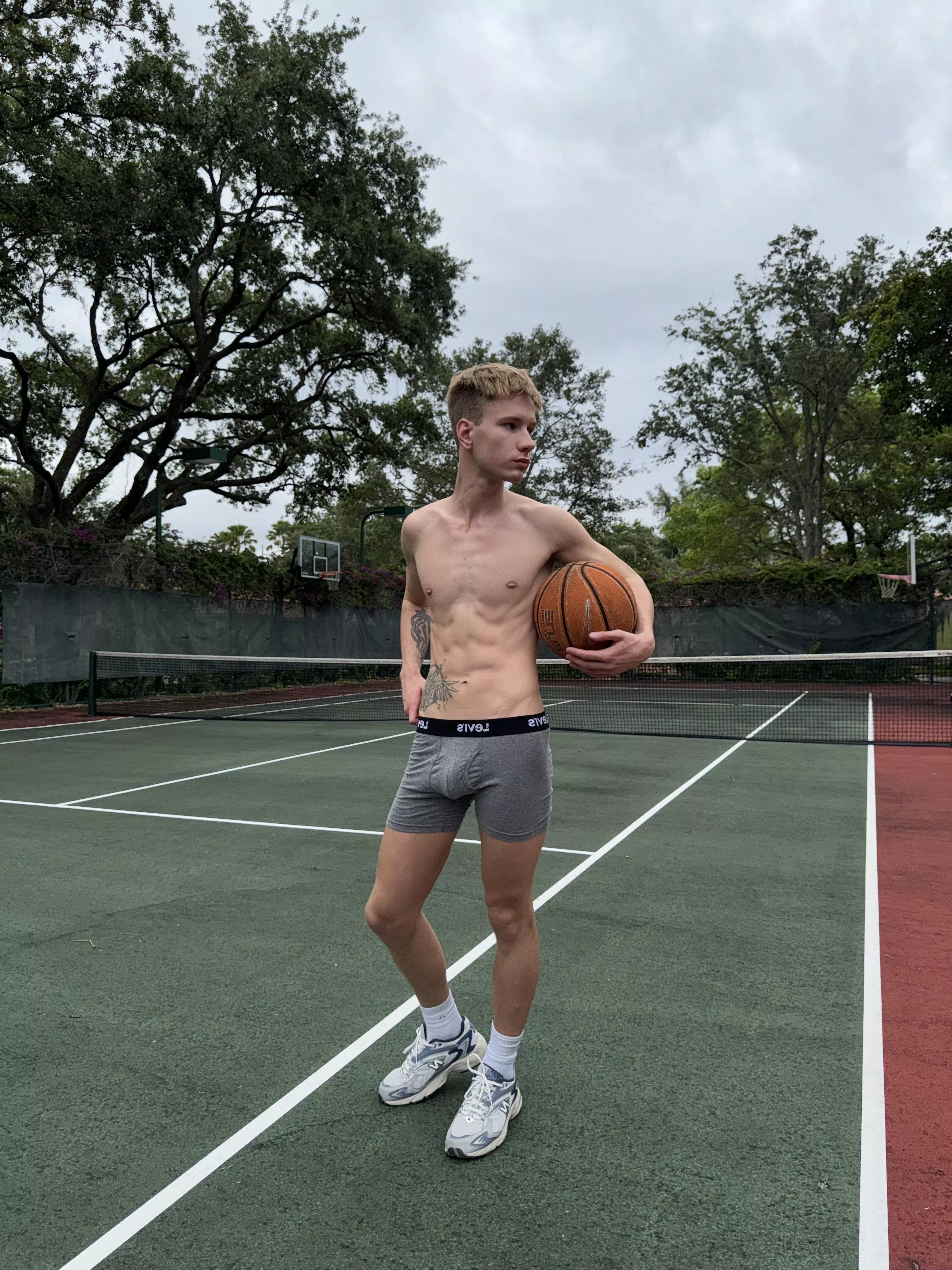 [M] Sport makes me so beautiful posted by InLoveWithPleasure