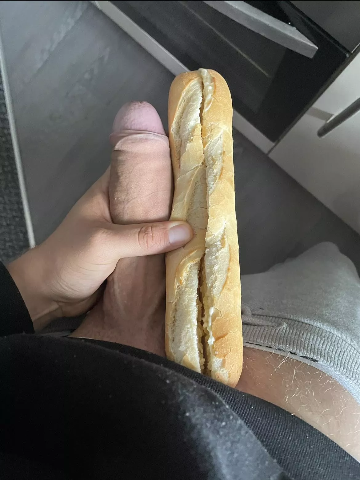 My thick dick 🍆 vs a French baguette 🥖 posted by Zackaria02