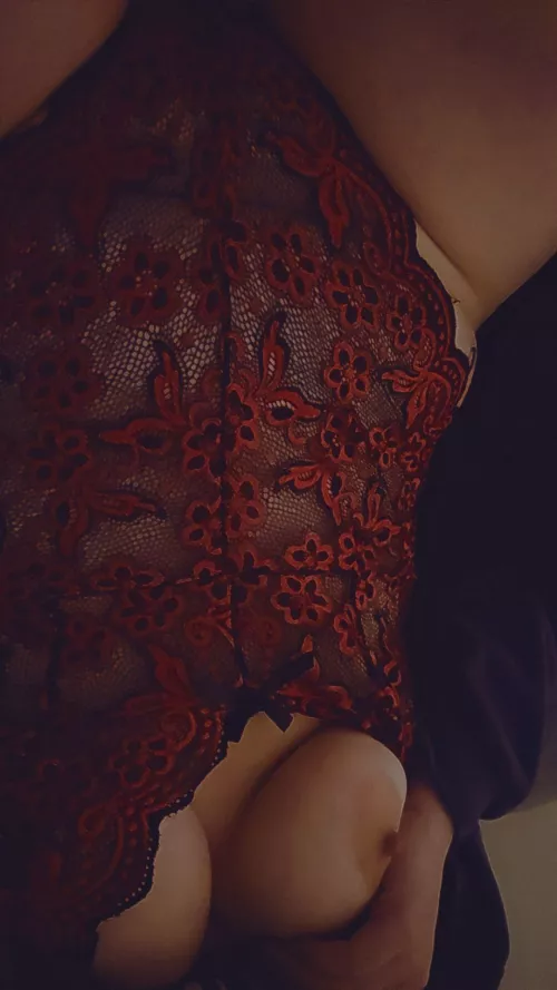 Need more female friends to share with 🥰 by Lanasweets