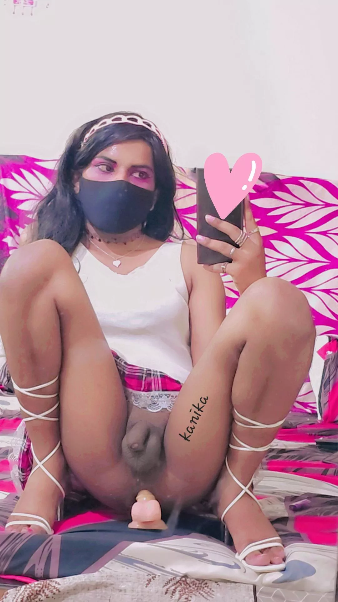 She asked me to post a mirror selfie of me riding my favourite dildo, said I'd look pretty like that, what do you think?[oc] posted by kanika_fem
