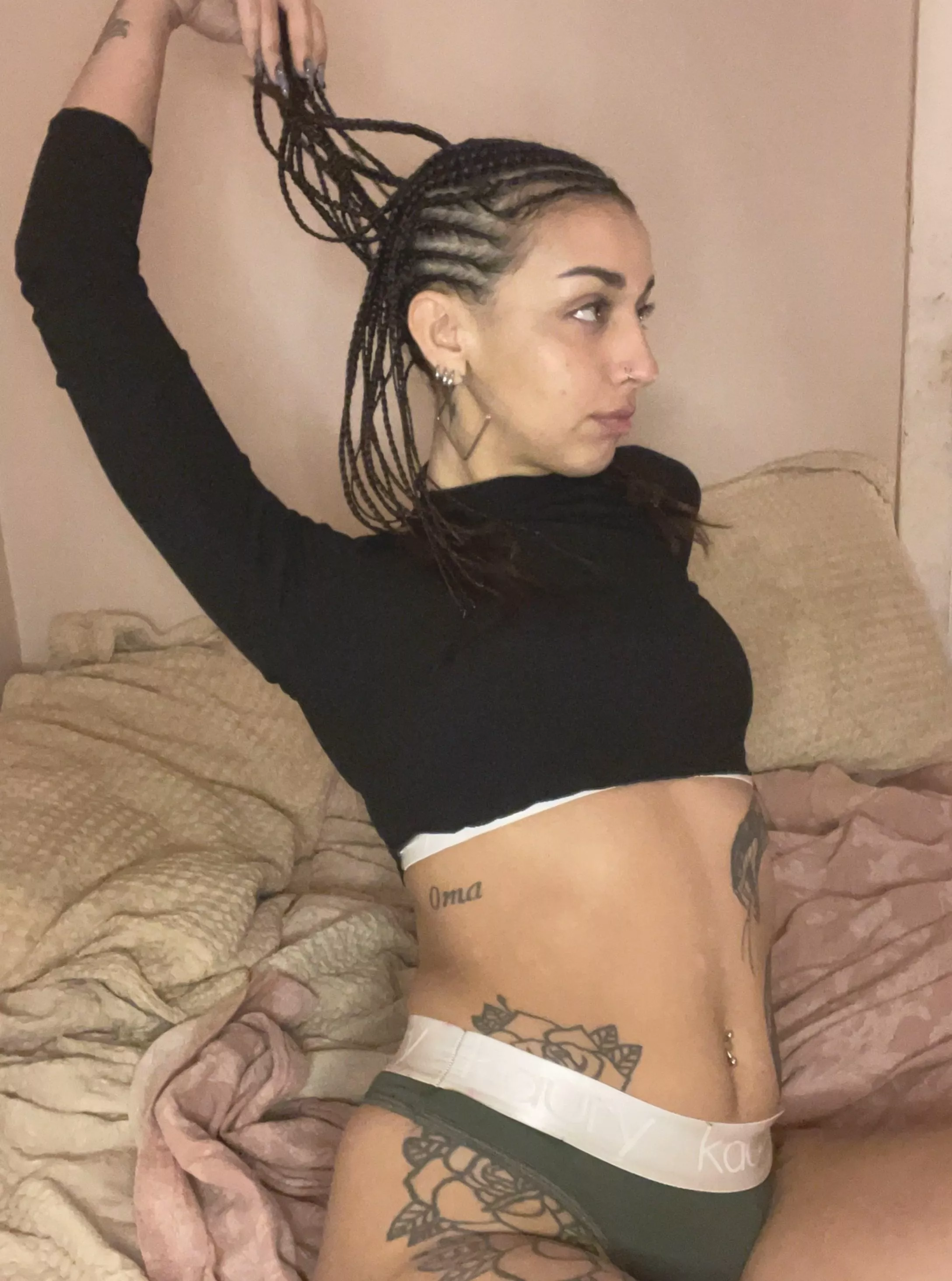 Summer is crop top season posted by NewMissUniverse