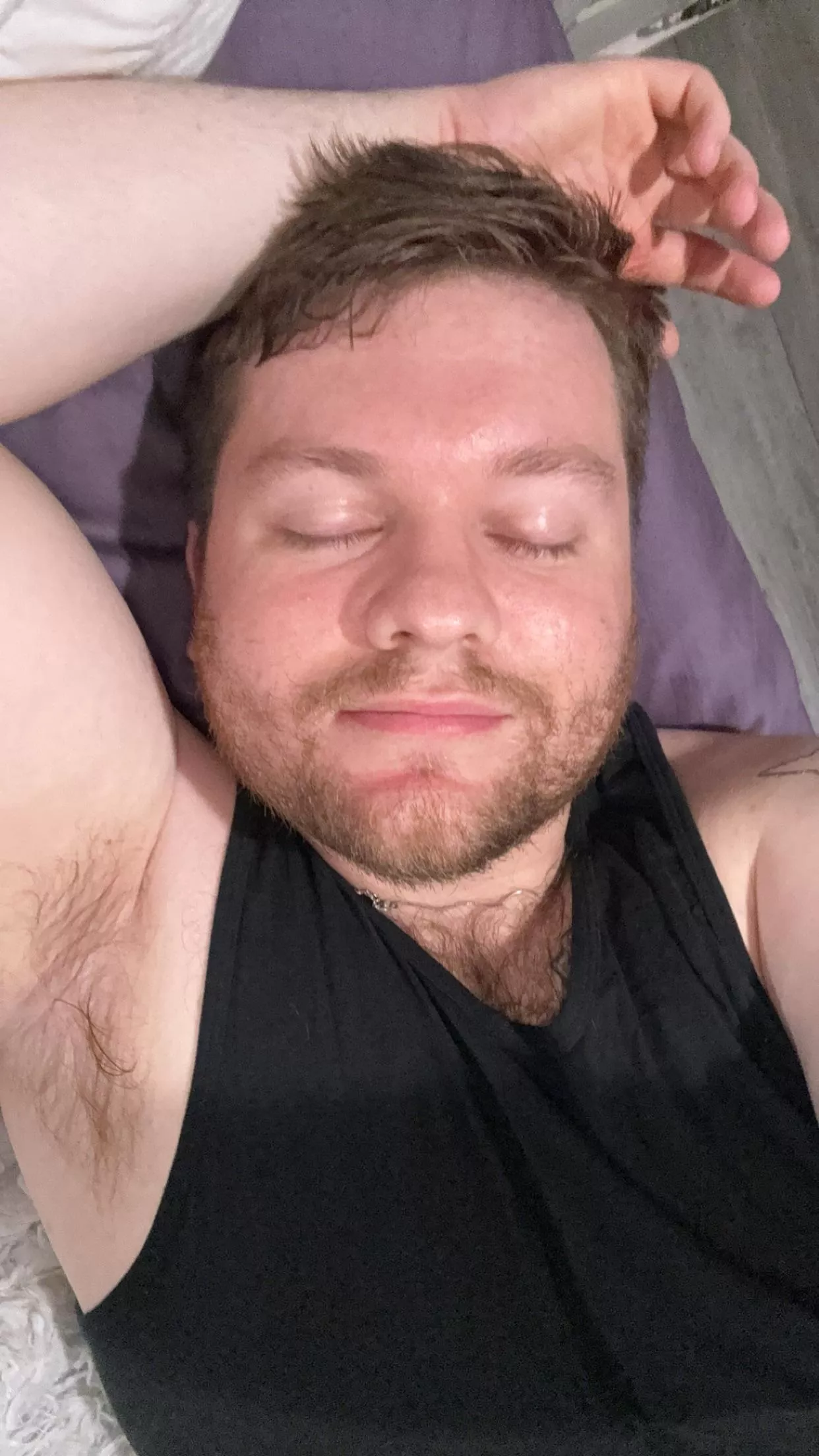 Was cleaning my car in the sun…got so musky posted by magikpelvis