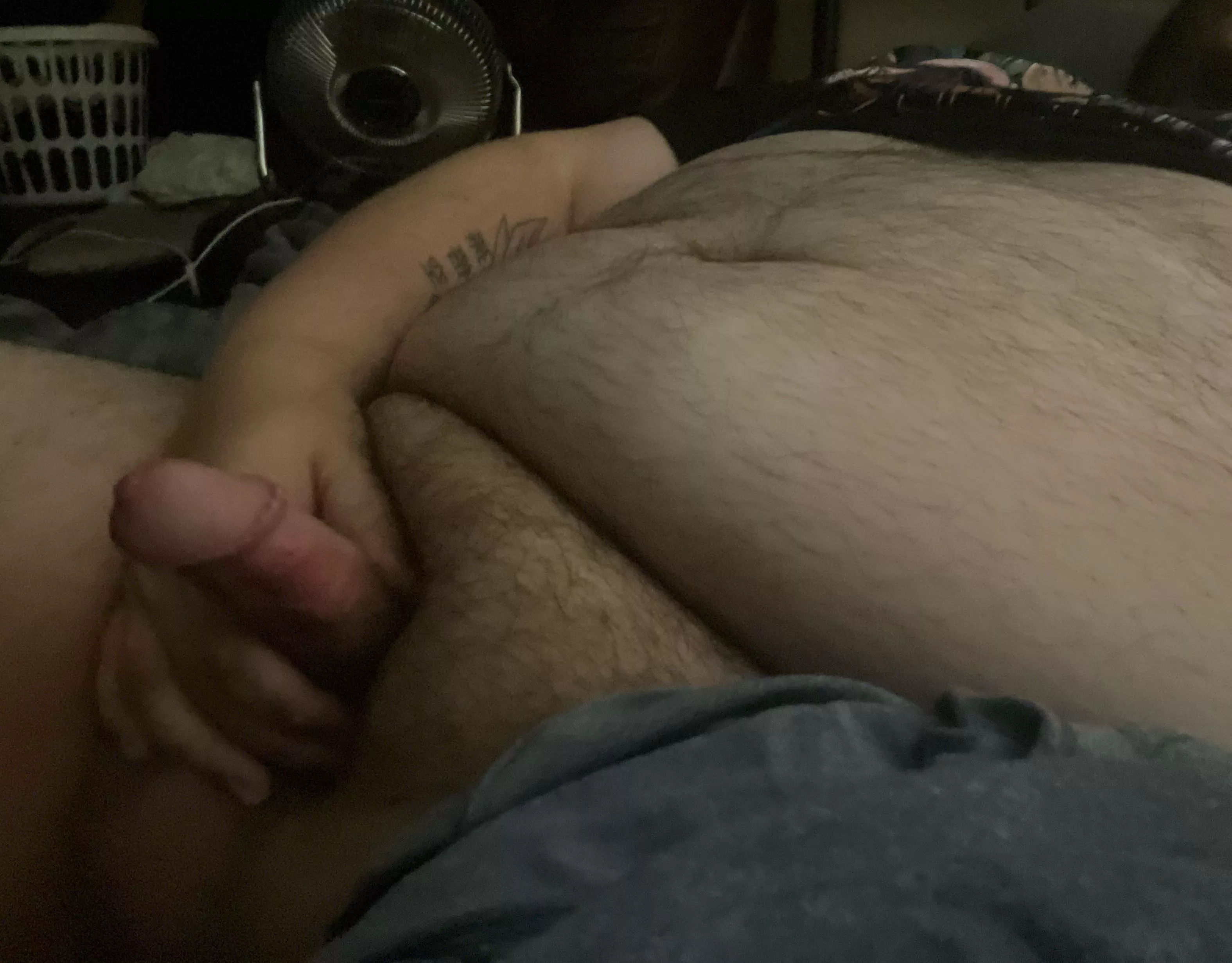 Who wants to cum with me 🥵 dm me posted by tatchubby