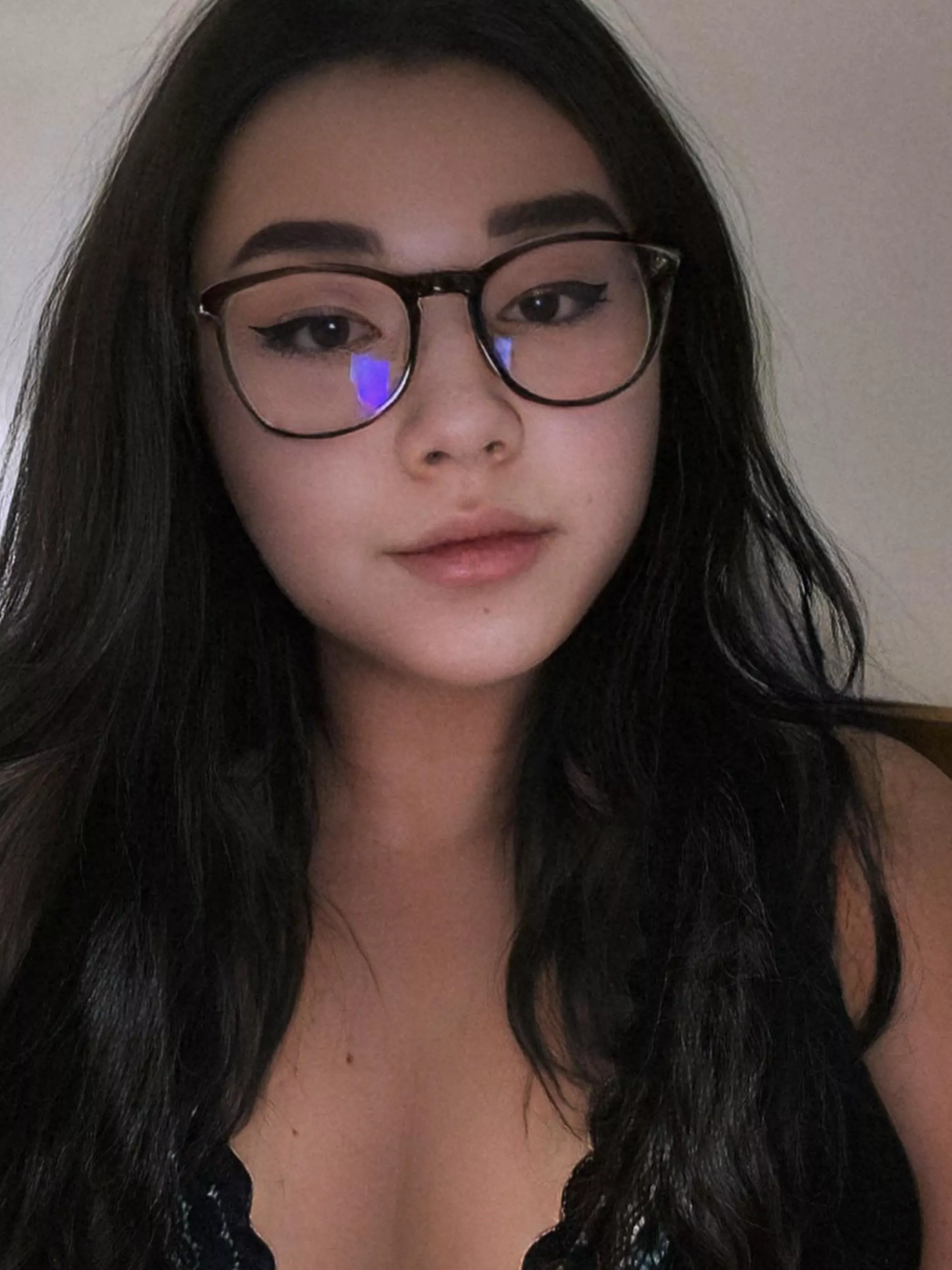 Would you like to have an asian gf ? posted by tiasis421