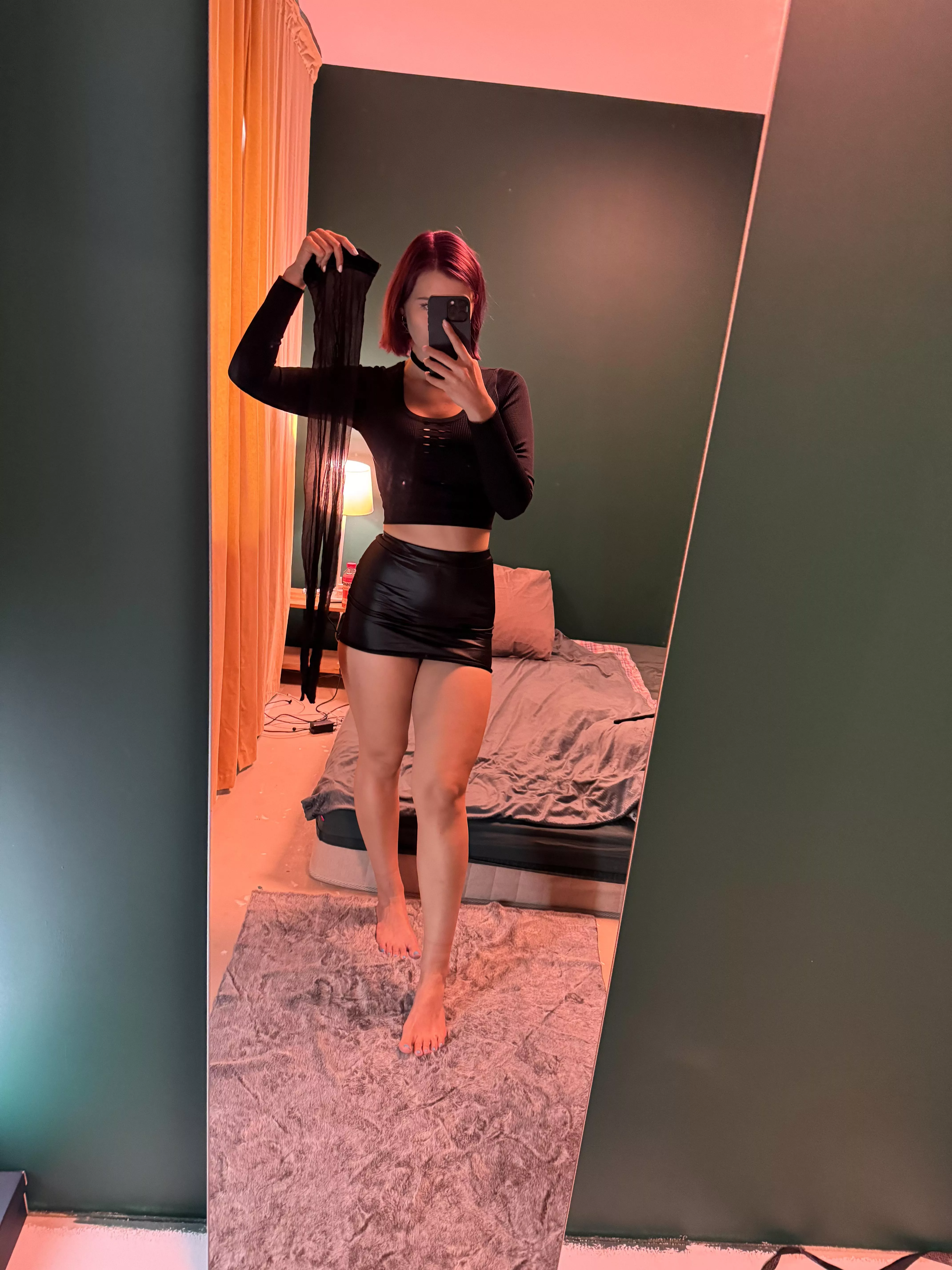 I’m not sure if I should put this tights on (f) posted by mikomiaumiau