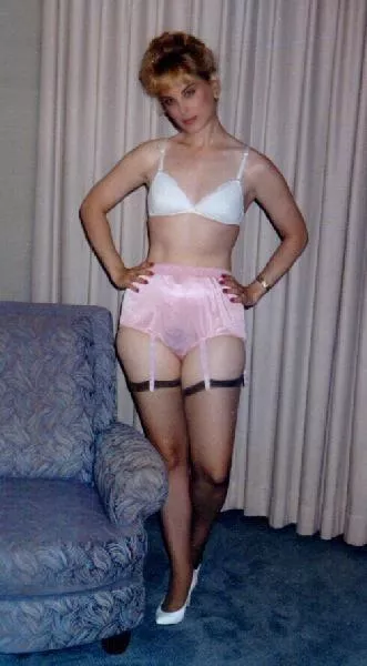 Sexy in granny panties posted by Charming_Mammoth7920