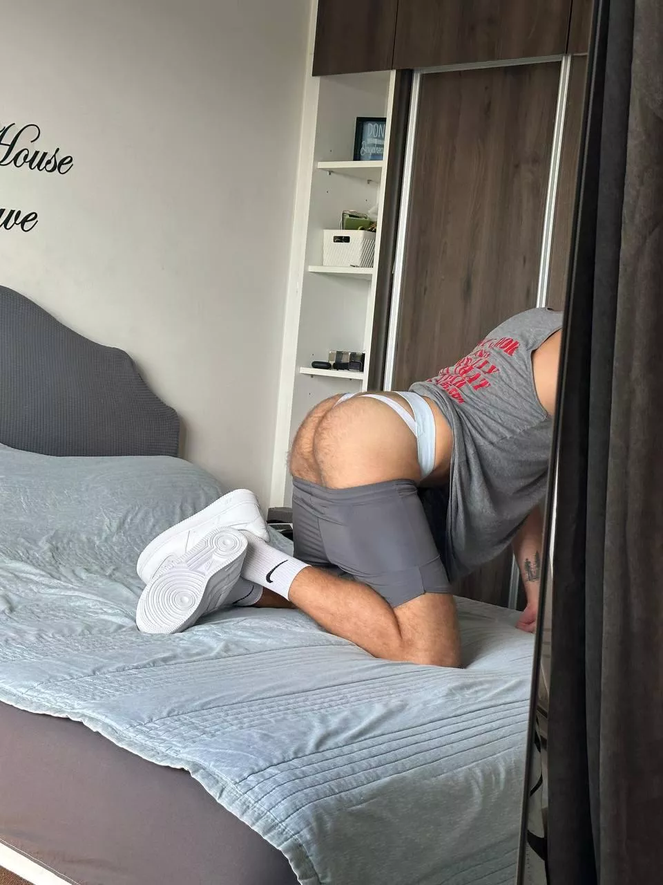 Describe it in one word 🤔 posted by Maks______