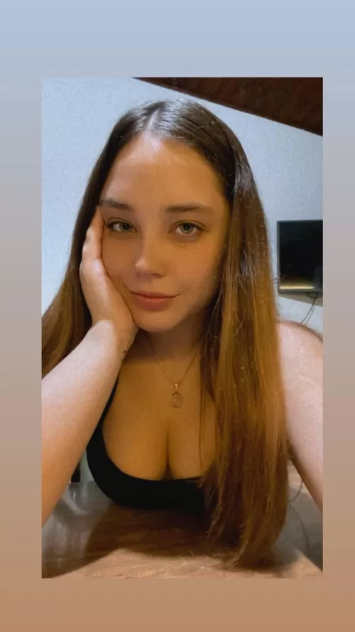 IUTR by Bubblepeachtia