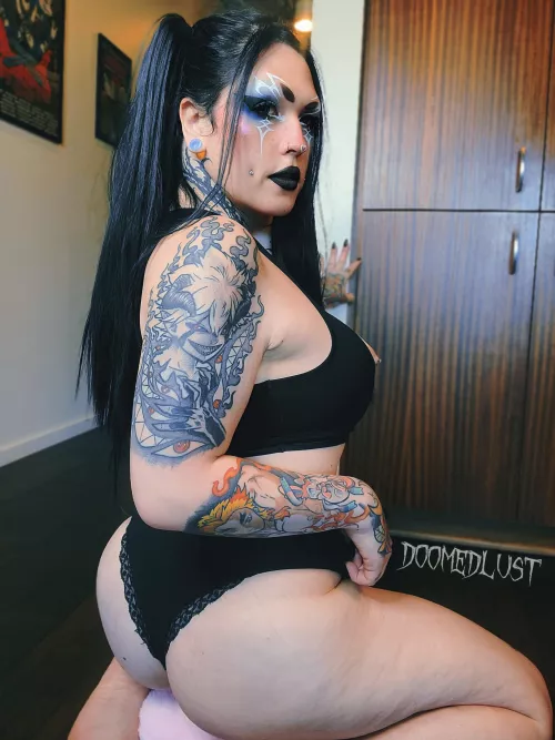 Need you to train me with your bwc 🥺 by DoomedLust