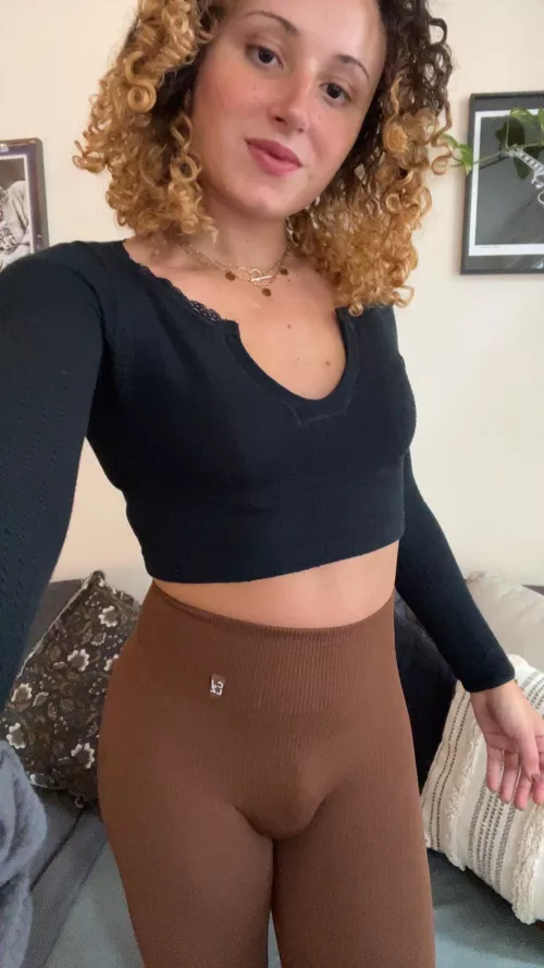 Pretty enough to be your wife ? 😍 by tanya_97