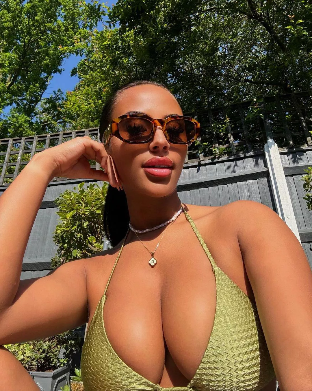 Sunny Days posted by Virtual-Pressure-948