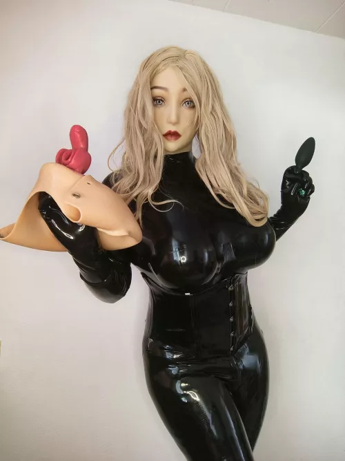 The perfect things to turn you into a dolly! by DavinaDarkness