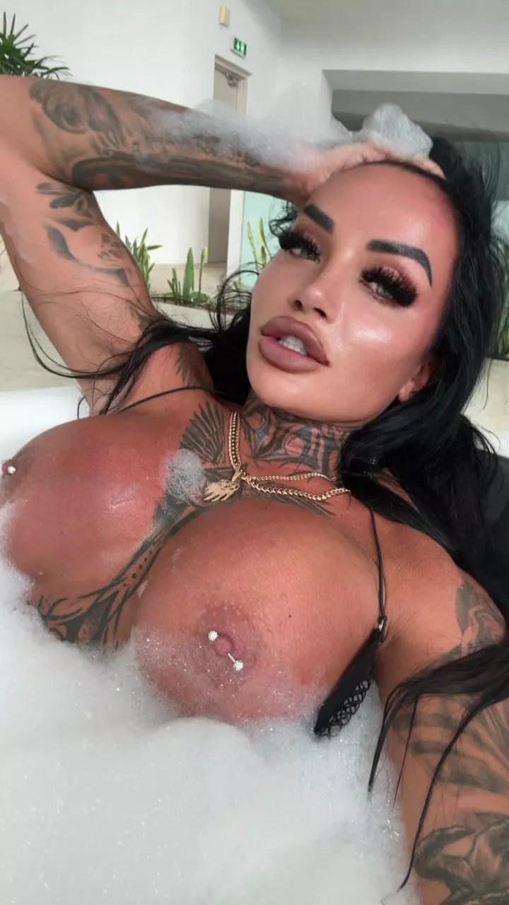 Thinking I should get this a little bigger posted by Allegra_Brunnet