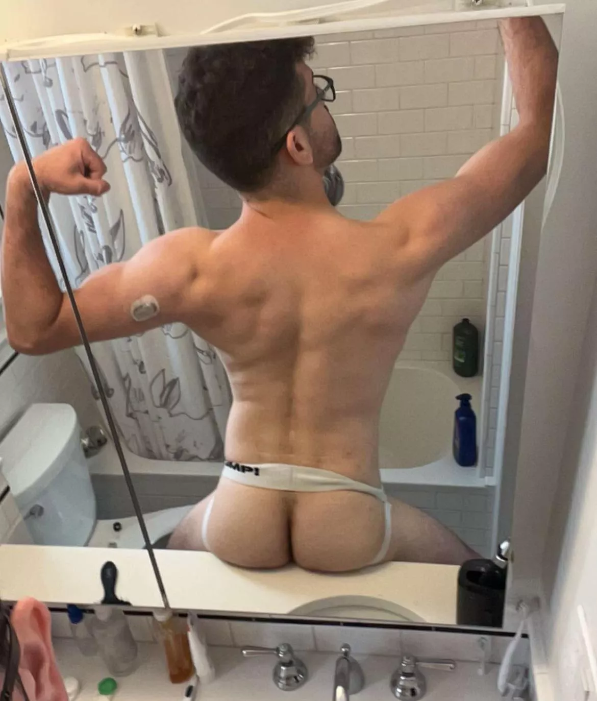 Been gaining a little weight how do I look [25] posted by exfratjock