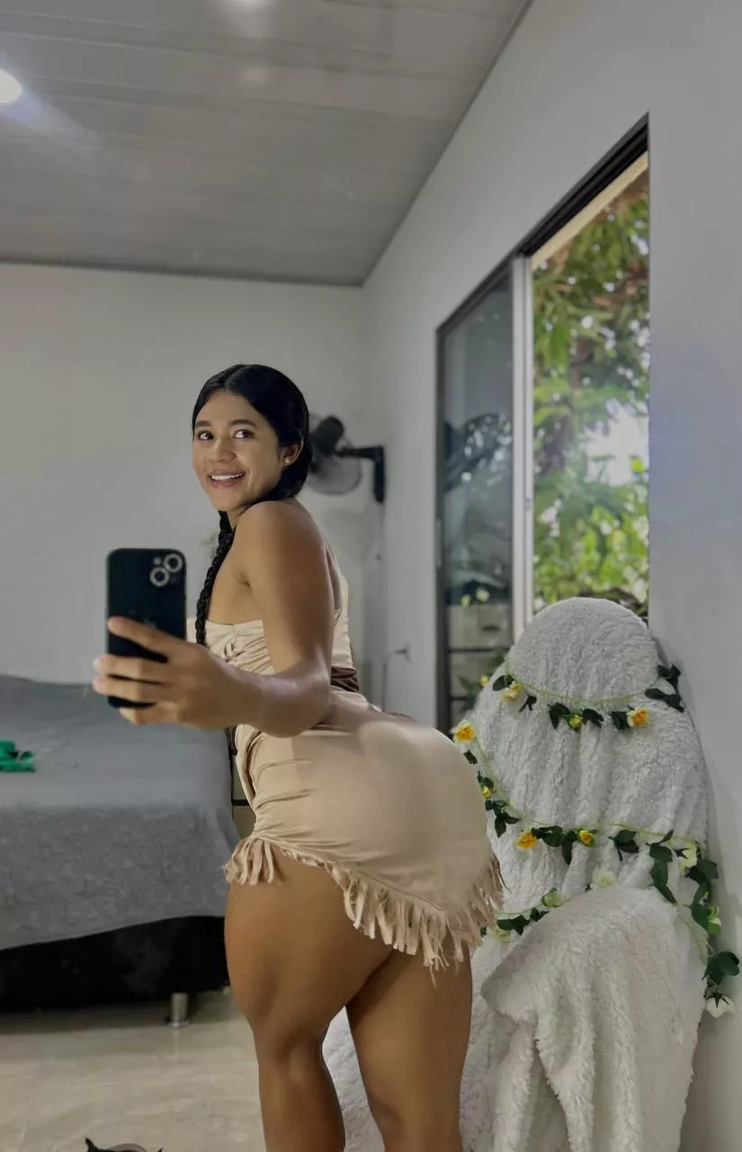 Can i be your dessert tonight? [f] posted by maggiemarina