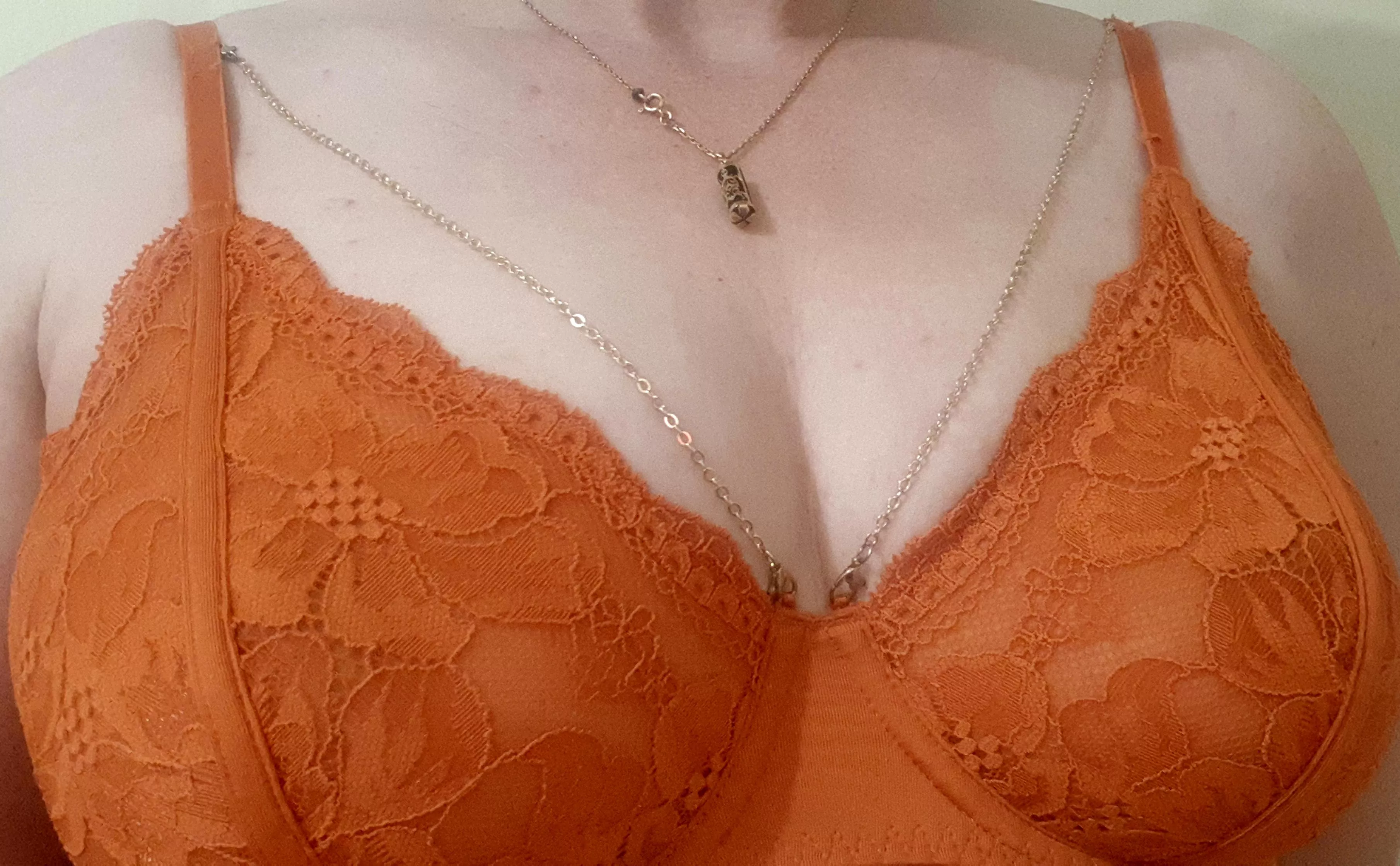 Chains part 2 posted by Echo-Red