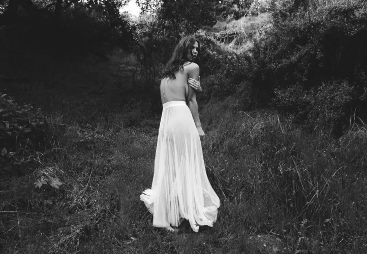 Come with me by modeladventurer