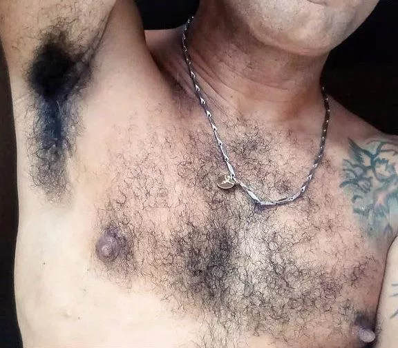 Do you guys like my armpits? posted by asul1234a