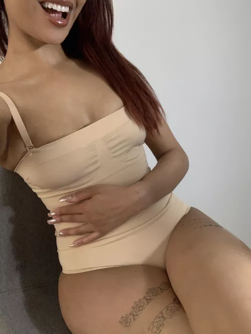 Felt pretty [F] by theindianvixenn