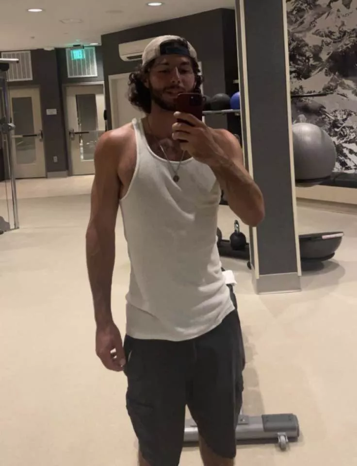 Gym doesn't know I'm a jigglypuff smash main posted by Vivid_Traffic_2302