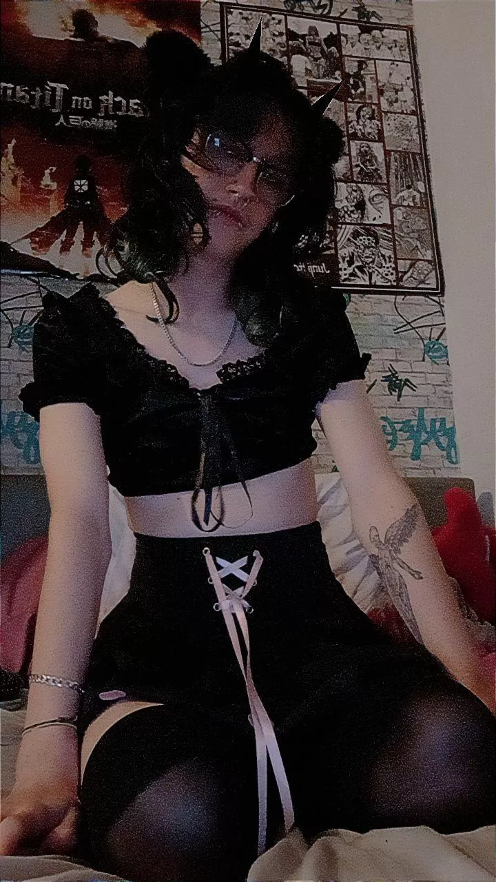 Hai :3 posted by emoenvy