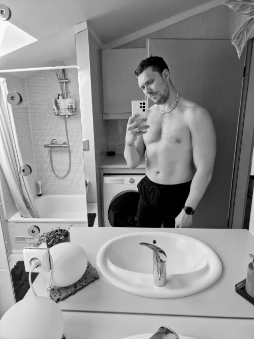 Happy Monday  by lazyusernamelamp