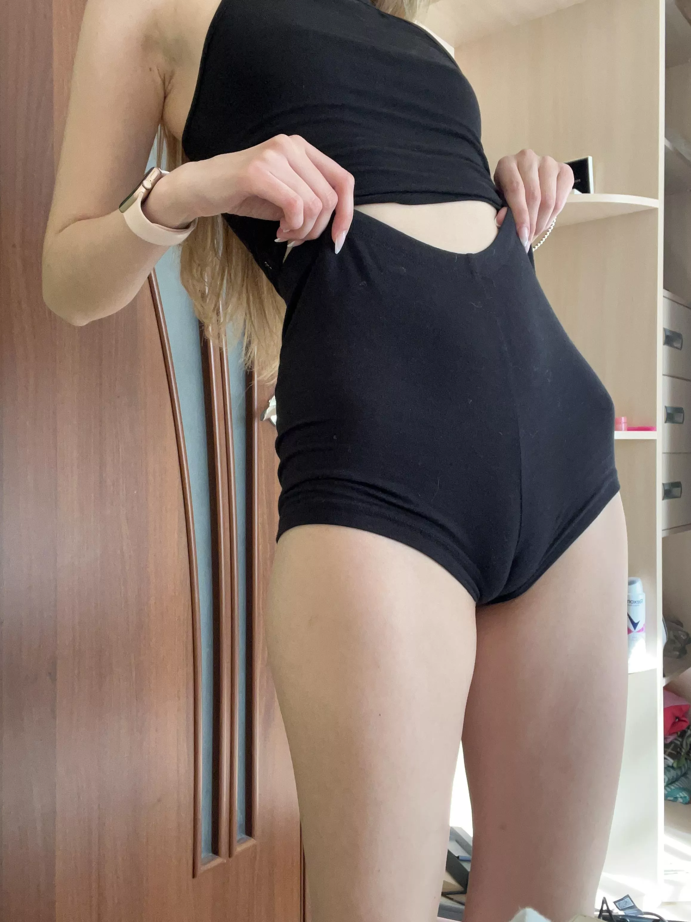 I think it looks sexy. posted by Arya_Doll