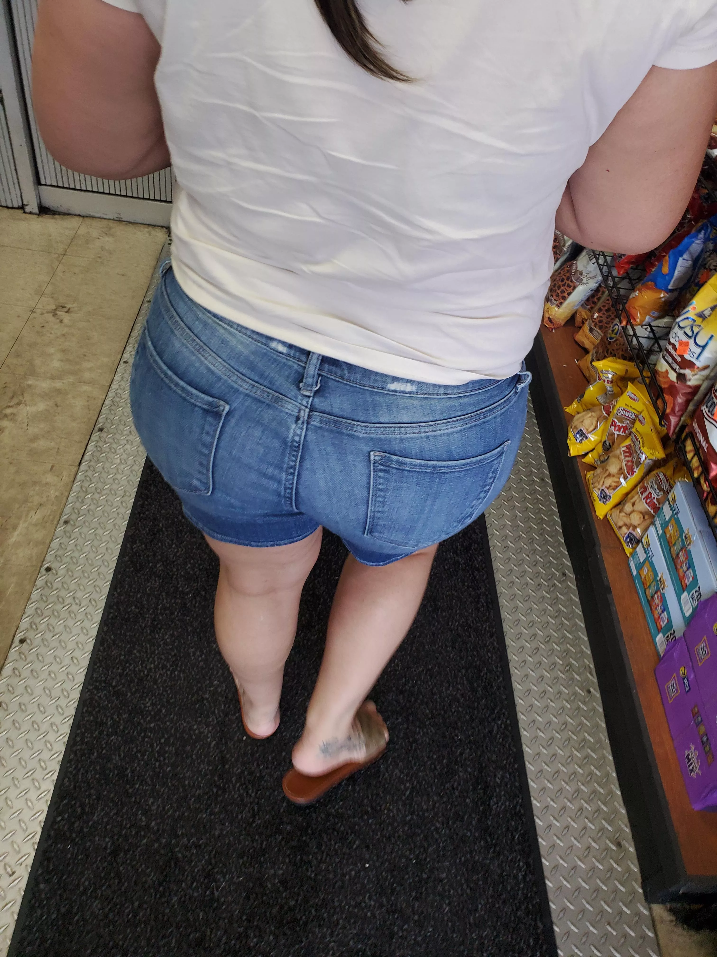 Latina Milf posted by Rizz0nator