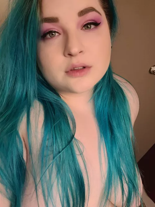 Mermaid hair bra vibes by shyysuccubus