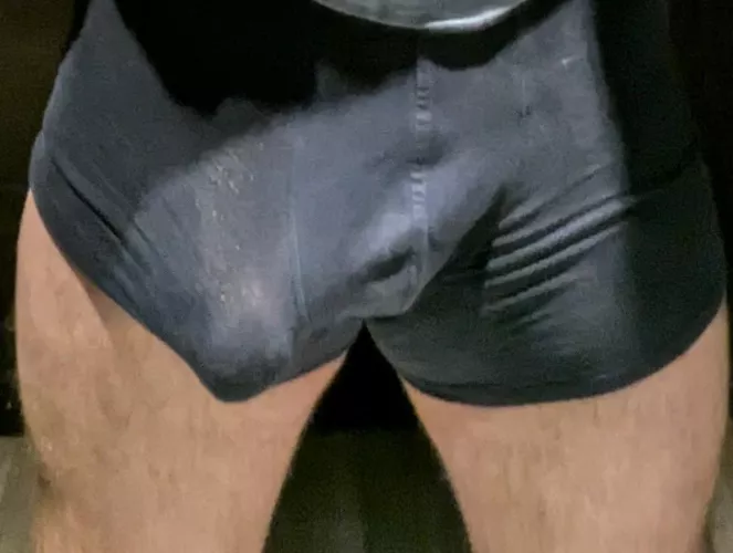 Silhouette  by suspiciously_mindful