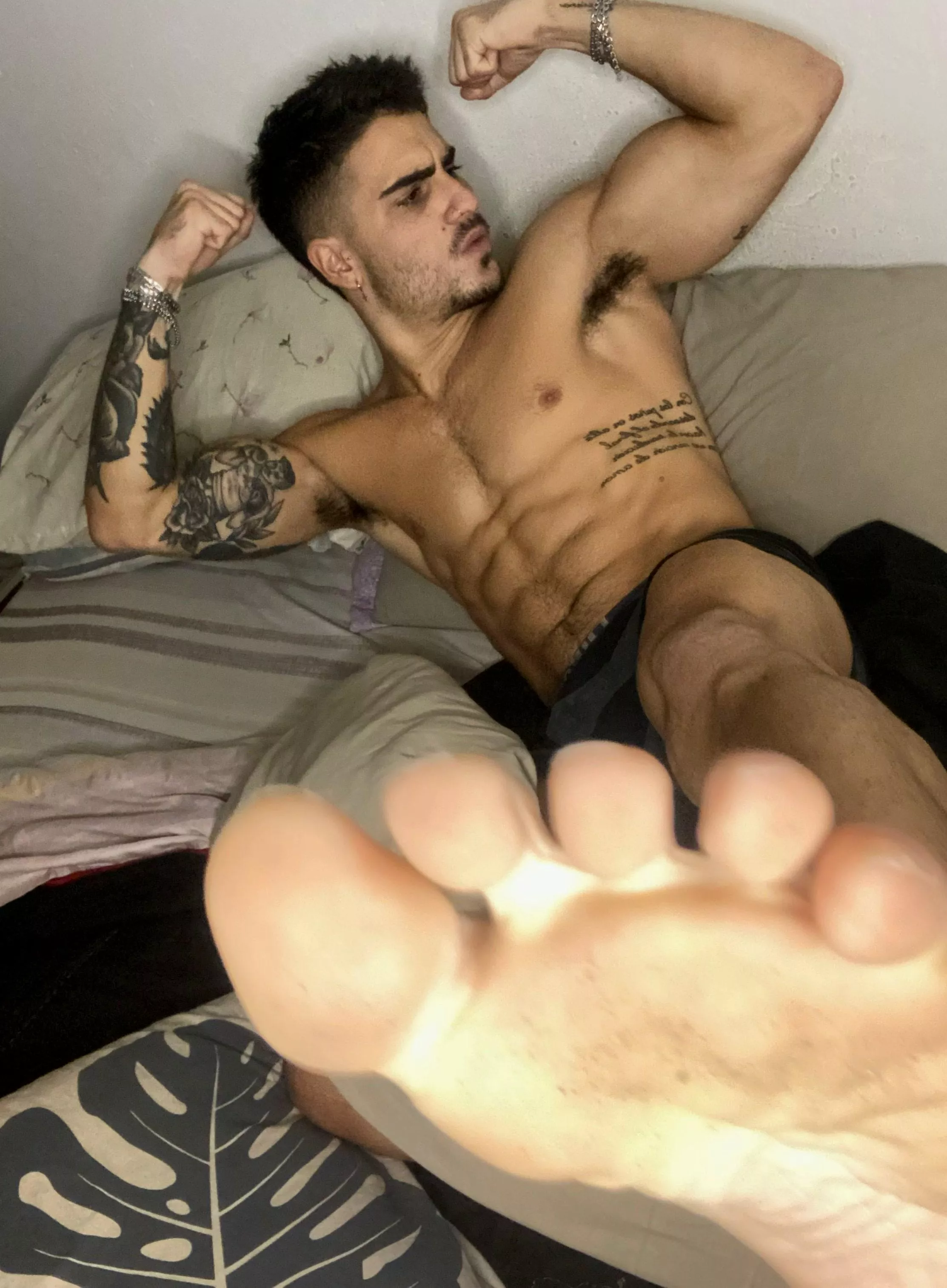Want a taste of my armpit paradise? posted by OliverKinggxoxo