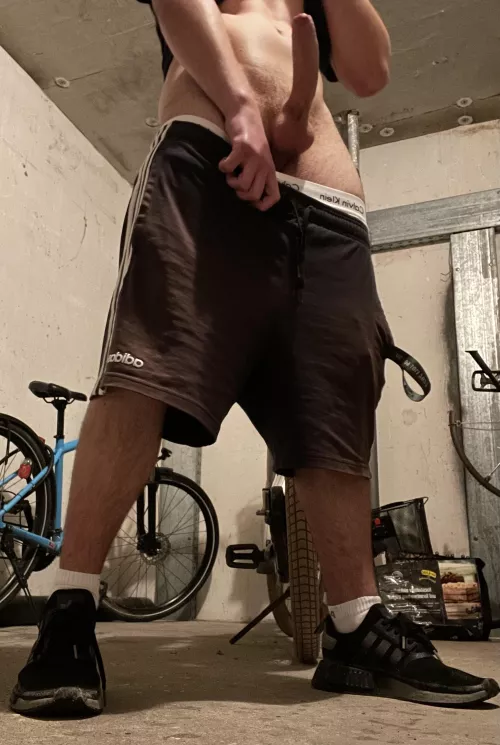 What was the name of your bf again? (19) by hornystudEinaar